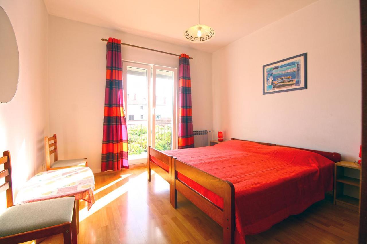 Valerija 847 Apartman Póla
